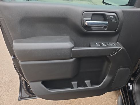 Used 2025 Chevrolet Silverado 1500 Custom Trail Boss w/ Midnight Edition image 14