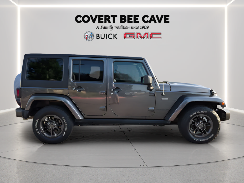 Used 2016 Jeep Wrangler Unlimited Sahara AWD/4WD image 13