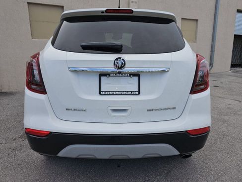 Used 2018 Buick Encore Preferred image 2