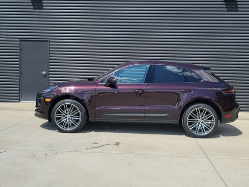 New 2026 Porsche Macan image 2