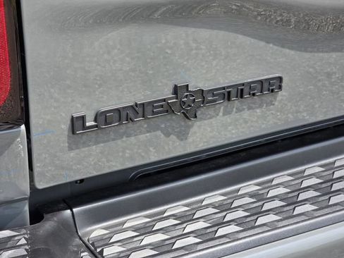 New 2026 RAM 2500 Big Horn AWD/4WD image 7