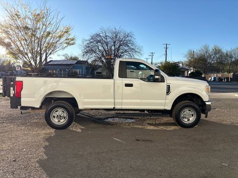 Used 2018 Ford F250 XL w/ Power Equipment Group image 6