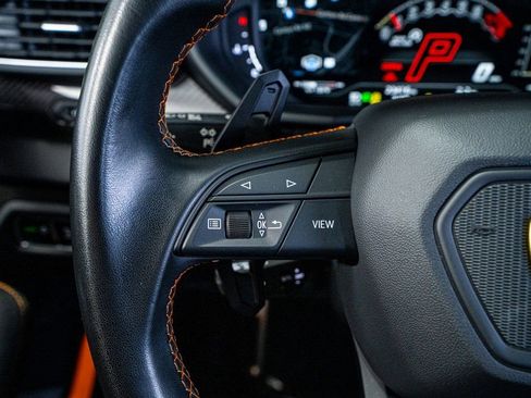 Used 2023 Lamborghini Urus Performante image 38