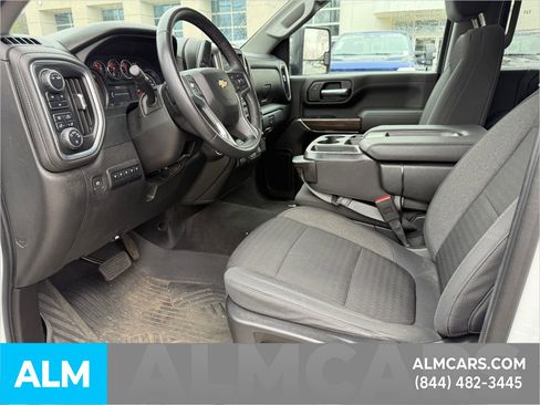 Used 2022 Chevrolet Silverado 3500 LT w/ Convenience Package image 15