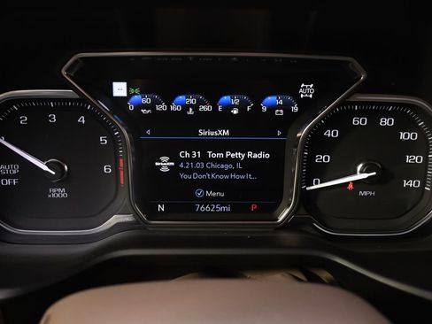 Used 2021 GMC Yukon Denali w/ Denali Premium Package image 27