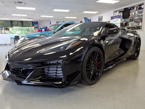New 2026 Chevrolet Corvette Z06 w/ Z07 Performance Package RWD image 19