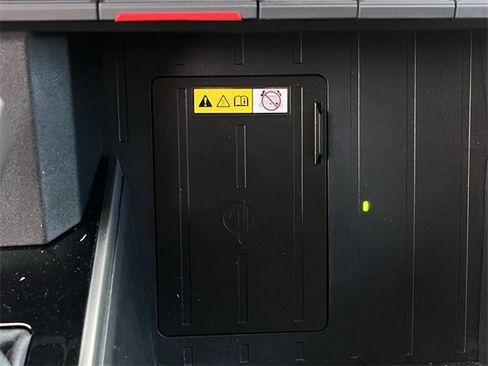 Used 2023 Toyota Tundra Limited image 21