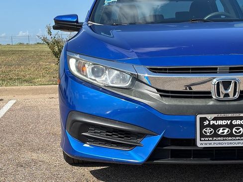 Used 2017 Honda Civic EX image 4