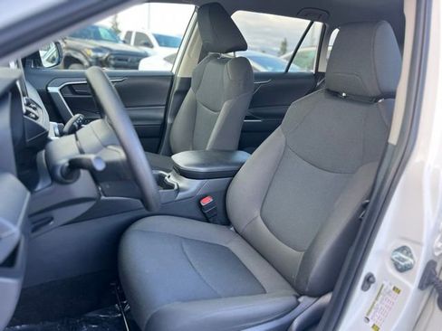 Certified 2024 Toyota RAV4 LE AWD/4WD image 15