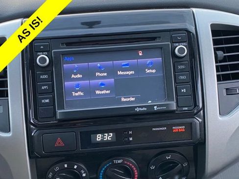 Used 2014 Toyota Tacoma PreRunner w/ SR5 Package RWD image 11