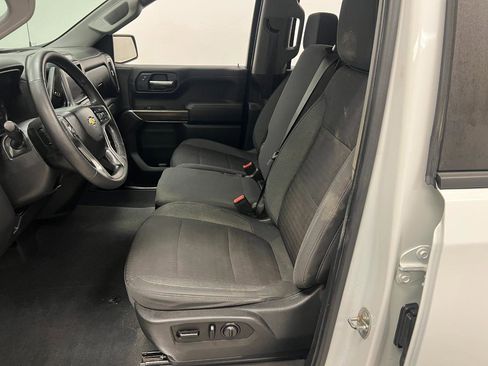 Used 2020 Chevrolet Silverado 1500 LT w/ All-Star Edition image 24