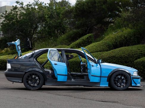 Used 1994 BMW 325i Sedan image 80