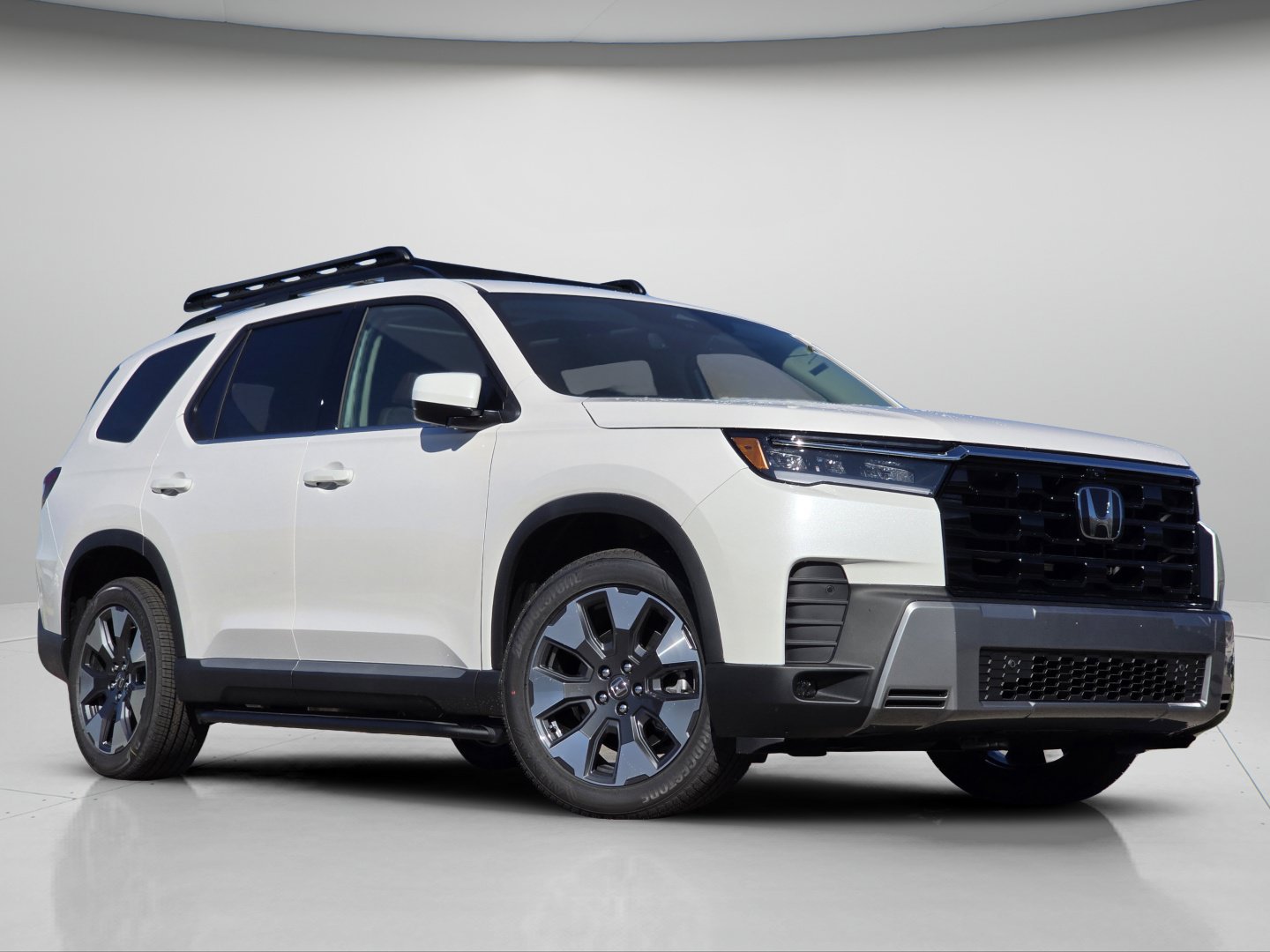 New 2026 Honda Pilot Elite image 2