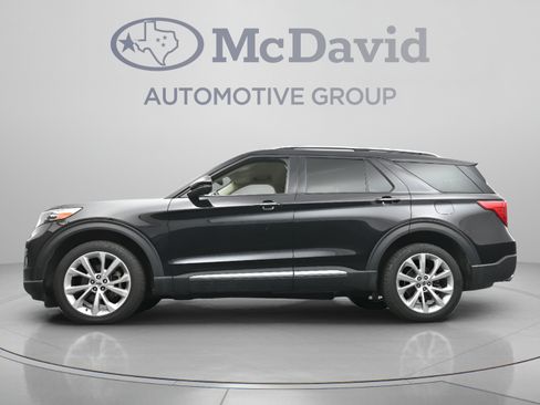 Used 2022 Ford Explorer Platinum w/ Equipment Group 601A AWD/4WD image 28