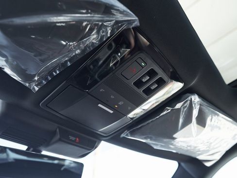 New 2025 Mitsubishi Outlander SEL image 54