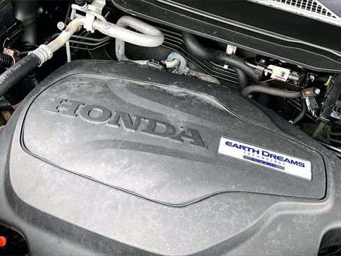 Used 2016 Honda Pilot Touring image 30