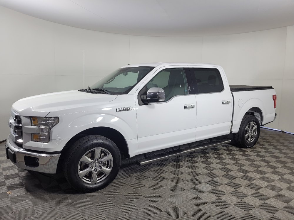 Used 2017 Ford F150 XLT w/ Equipment Group 301A Mid RWD image 2