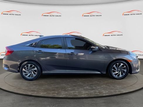 Used 2017 Honda Civic EX image 6