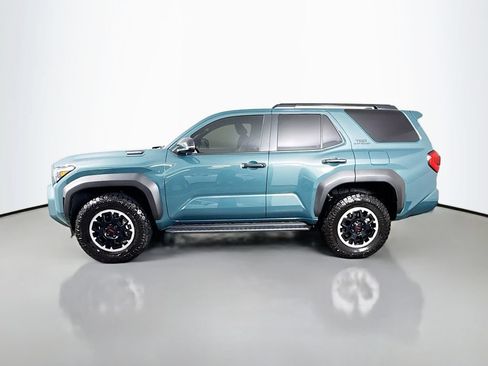 Certified 2025 Toyota 4Runner TRD Off-Road AWD/4WD image 8