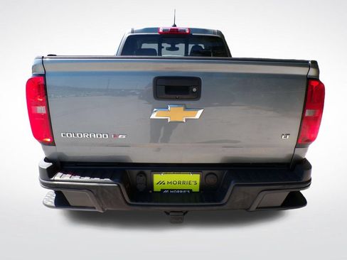 Used 2018 Chevrolet Colorado LT w/ LT Convenience Package RWD image 5