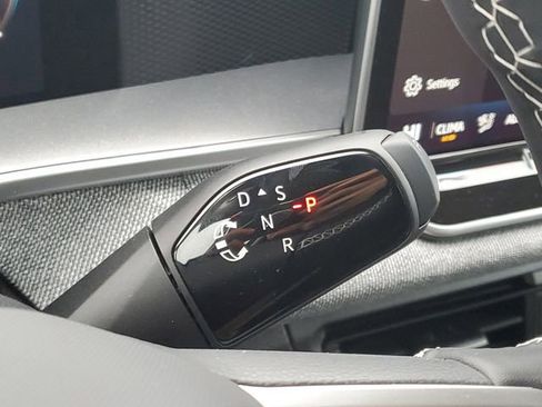 New 2026 Volkswagen Tiguan S image 17