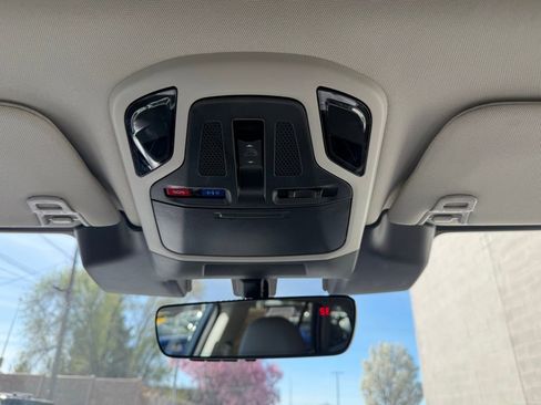 Certified 2025 Subaru Outback Limited w/ Popular Package #2 image 18