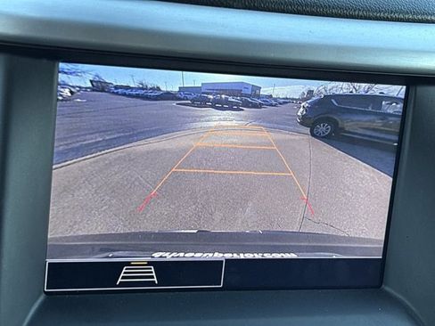 Used 2023 GMC Acadia SLE image 33