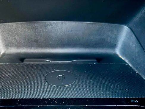 Used 2025 MAZDA MAZDA3 2.5 S Hatchback w/ Premium Pkg image 17