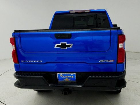Used 2025 Chevrolet Silverado 1500 ZR2 w/ Technology Package AWD/4WD image 7