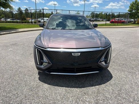Certified 2024 Cadillac Lyriq Tech w/ Driver Assist Package RWD image 9
