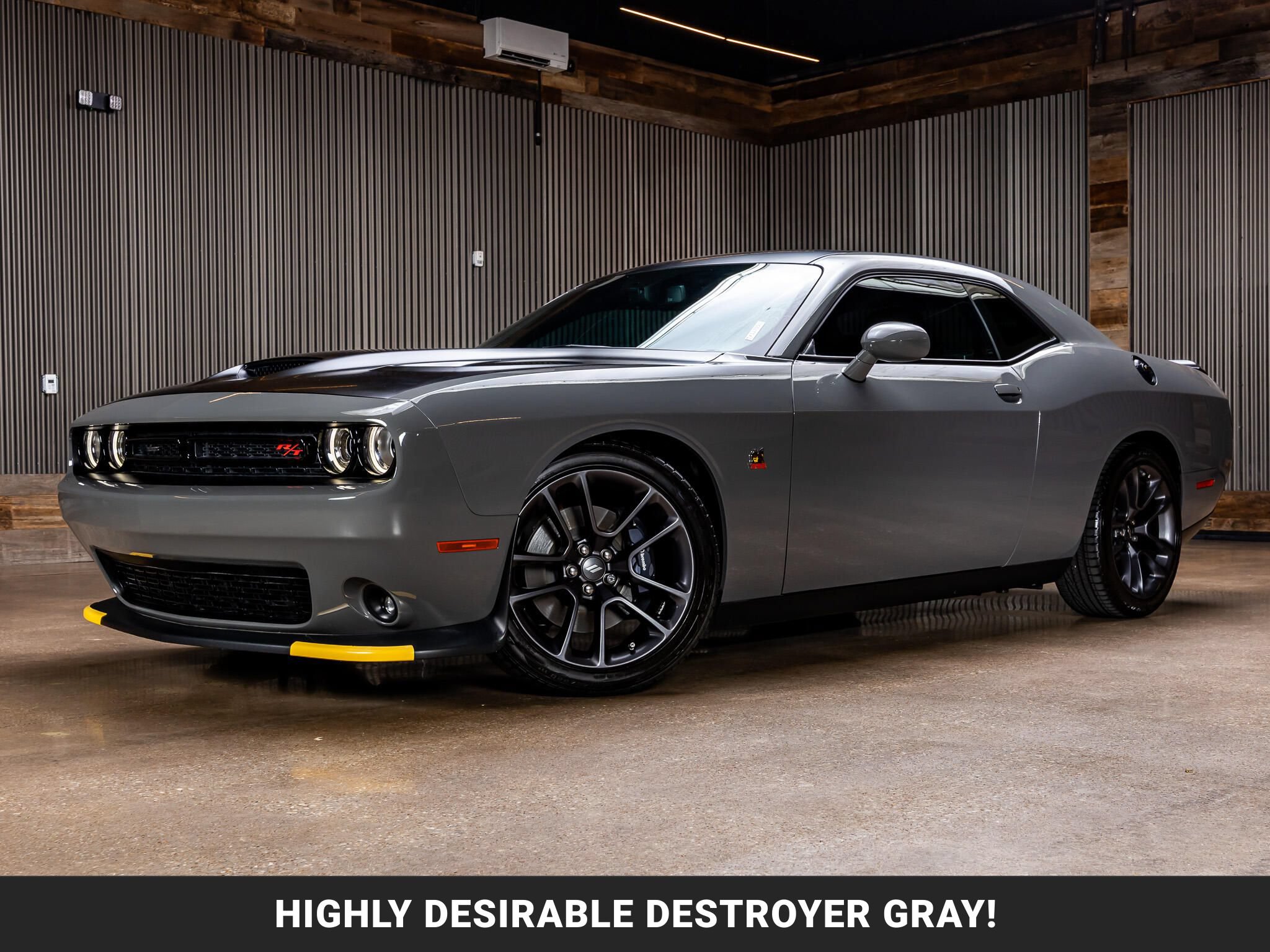 Used 2023 Dodge Challenger R/T Scat Pack w/ Plus Package RWD image 4