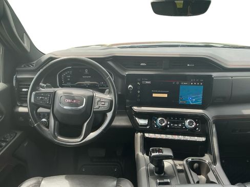 Used 2022 GMC Sierra 1500 AT4 w/ AT4 Premium Package AWD/4WD image 10