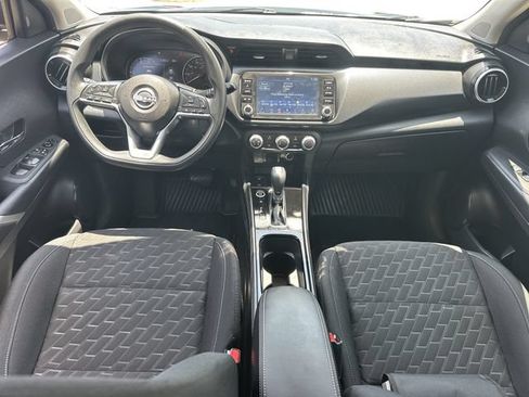 Used 2023 Nissan Kicks SV FWD image 14