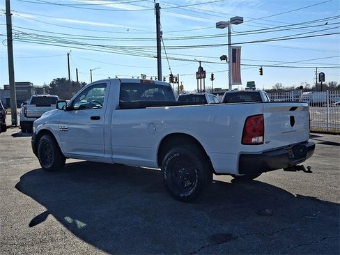 Used 2018 RAM 1500 Express image 4
