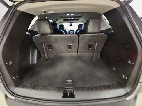 Certified 2020 Chevrolet Traverse RS w/ LPO, Floor Liner Package AWD/4WD image 25