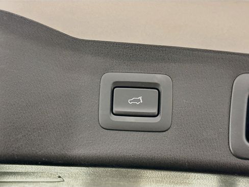 Used 2025 MAZDA CX-5 AWD 2.5 S w/ Preferred Package image 32