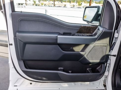 Used 2022 Ford F150 Lariat w/ Trailer Tow Package image 21