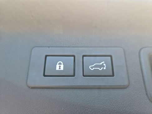 Used 2025 Subaru Forester Touring AWD/4WD image 18