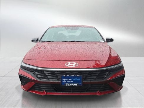 Certified 2025 Hyundai Elantra SEL FWD image 8