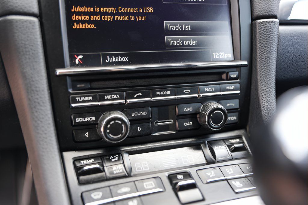 Used 2014 Porsche Boxster S RWD image 18