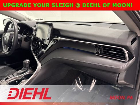 Used 2024 Toyota Camry XSE image 14