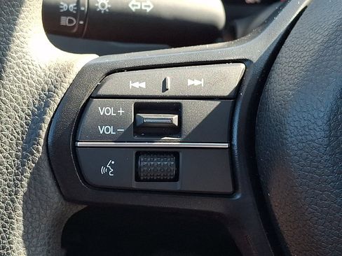 Certified 2025 Honda Accord LX image 20
