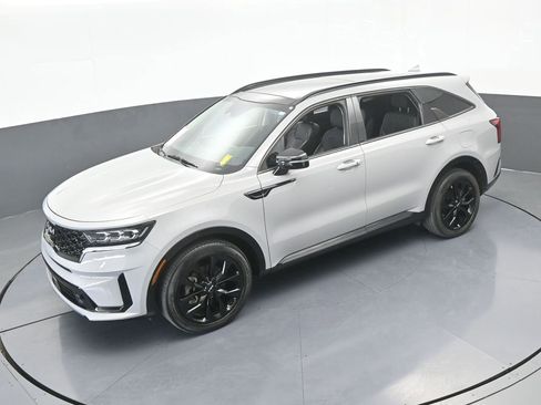 Used 2023 Kia Sorento SX image 52