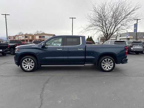 Used 2021 Chevrolet Silverado 1500 High Country w/ Technology Package image 4