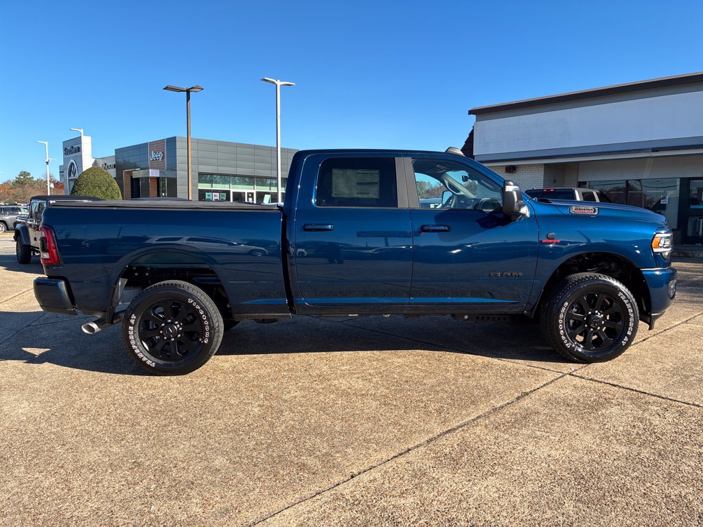 New 2024 RAM 2500 Big Horn w/ Night Edition AWD/4WD image 7