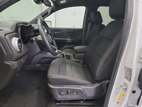 Used 2026 Chevrolet Colorado LT w/ Advanced Trailering Package AWD/4WD image 12