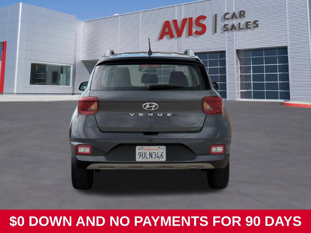 Used 2025 Hyundai Venue Limited FWD image 7