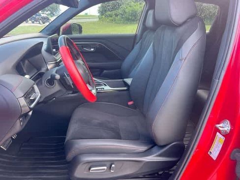 Used 2025 Acura ADX A-Spec FWD image 11