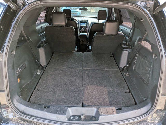 Used 2018 Ford Explorer Sport AWD/4WD image 12