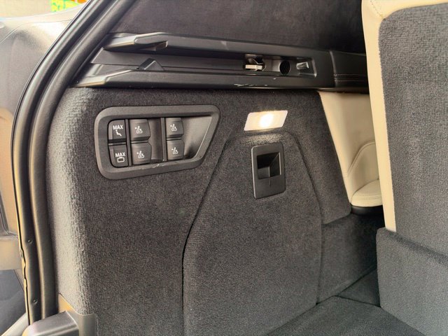 Used 2019 BMW X7 xDrive40i w/ Premium Package AWD/4WD image 22